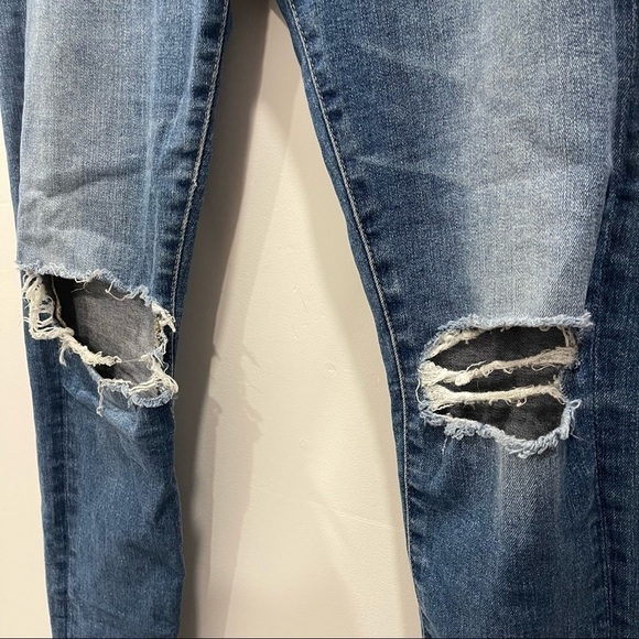 AG The Farrah Skinny Ankle High-Rise Jeans Blown Out Knee Raw Hem Size 28R - Picture 4 of 10